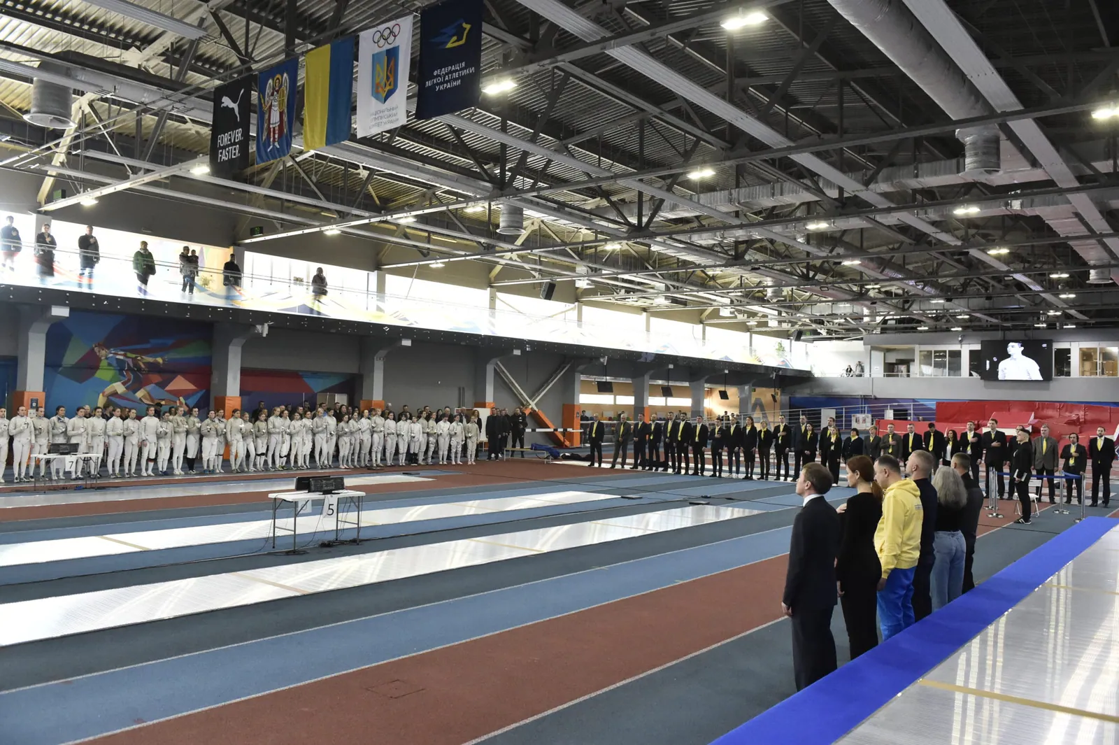ЧУ 2024 Київ: Рапіристи, шпажистки й шаблістки відкрили змагальну програму національної першості