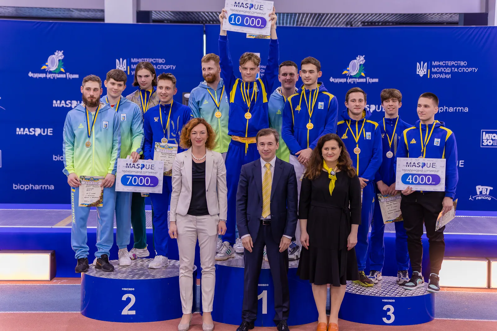 ЧУ 2024 Київ: Перший за п’ять років об’єднаний чемпіонат України завершився командними змаганнями рапіристок, шпажистів і шаблістів
