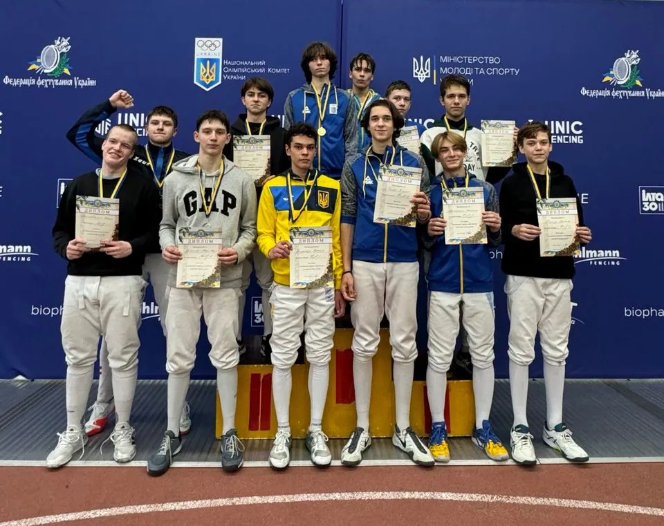КЧУ 2024 Хмельницький: Київська шпага зібрала все золото кадетського чемпіонату України