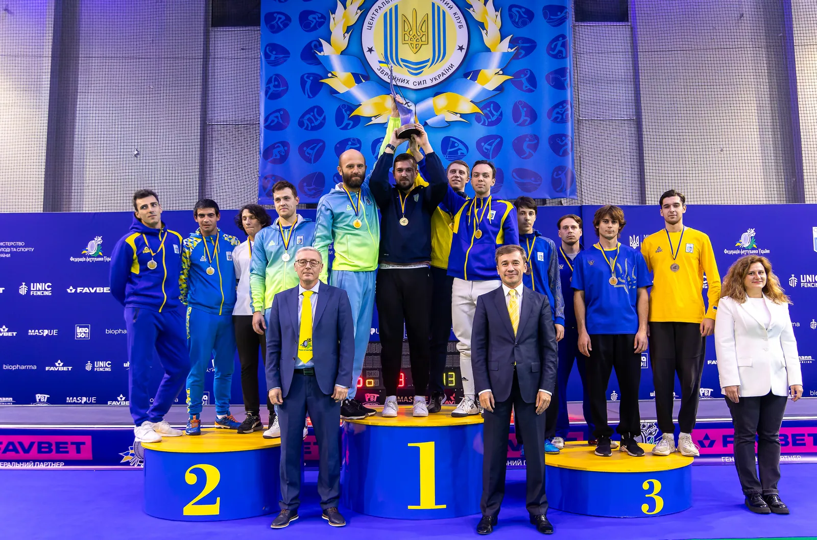 КУ Київ 2024: Золотий дубль в командних змаганнях з фехтування на рапірах для ЦСК ЗСУ!