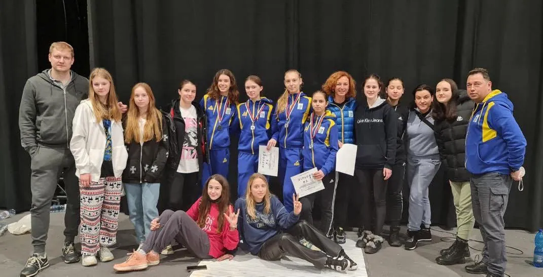 🤺🏆ЄКЦ 2022 Братислава: Конрад і Ко здобувають срібло в команді!